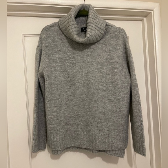 Lulu’s Favorite Dream Heather Grey Turtleneck Sweater EUC - Picture 3 of 6